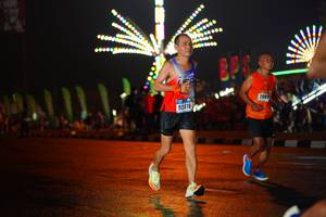 BIB: 2081, 92418
                            <button type="button" onclick="openModal(16203321)" class="btn btn-primary btn-sm float-right btn-popup" data-toggle="modal" data-target=".modal-high-quality">
                        <i class="fas fa-shopping-cart"></i> Add to Cart
                    </button>
                                            <button type="button" onclick="isThisMe(16203321, true)" class="btn btn-success btn-sm float-right btn-popup btn-isme hidden" data-toggle="tooltip" data-placement="bottom" title="นี่คือรูปของคุณใช่ไหม คลิกที่นี่เพื่อเอาเข้าอัลบั้ม">
                        <i class="fas fa-plus"></i> Add to album
                    </button>
                    <button type="button" onclick="isThisMe(16203321, false)" class="btn btn-warning btn-sm float-right btn-popup btn-isnotme hidden">
                        <i class="fas fa-ban"></i> Remove from album
                    </button>